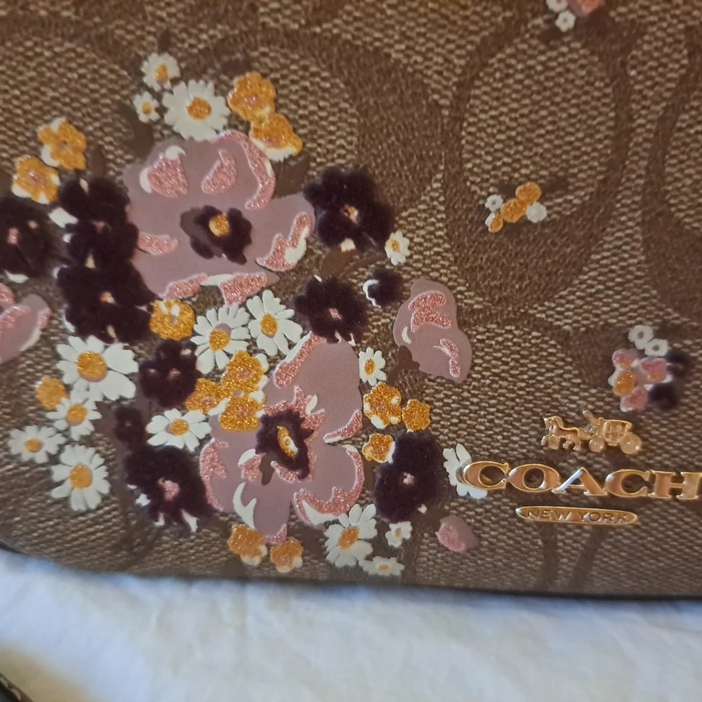 COACH Signature Shoulder Bag Floral Brown Small Defect On Label Inside See Pics - Picture 11 of 11